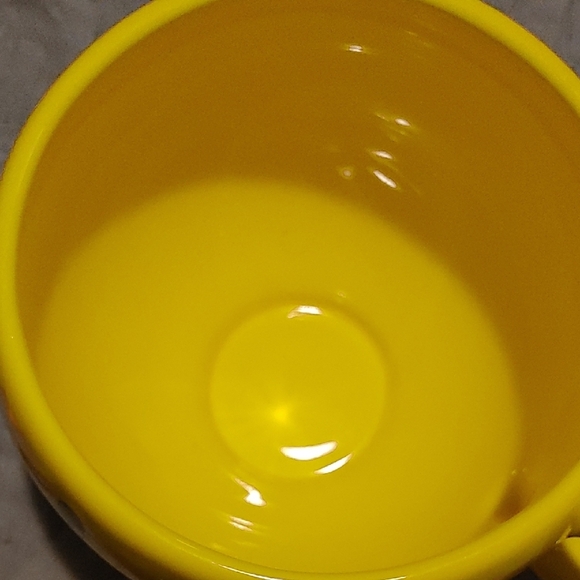 ✅$5 Add On Yellow Smiley Face Mug - Picture 3 of 6